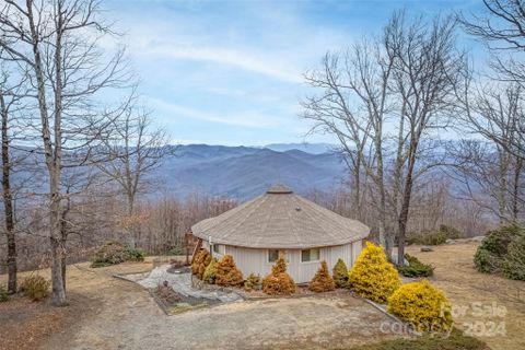 100 Fawns Rest Road sold home in Deer Run Estates, Black Mountain, NC