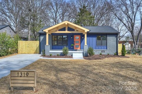 1319 Meadow Lane