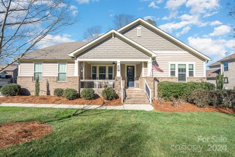7817 Sand Trap Lane