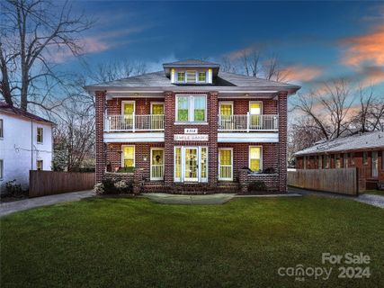 2318 E 7th Street sold home in Rosemont, Charlotte, NC