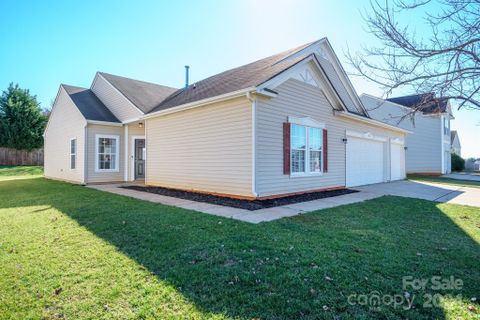122 Valencia Lane