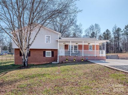 706 Red Cedar Lane sold home in Goldmine Subdivision, Monroe, NC