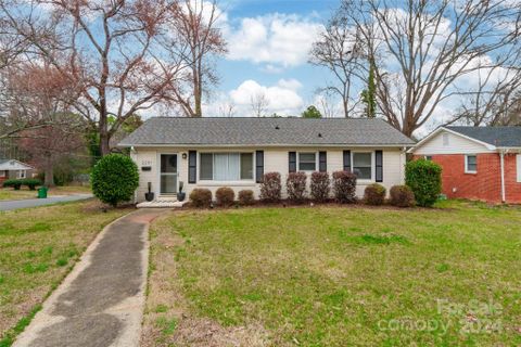 2201 Falmouth Road