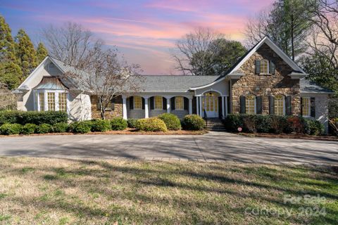 241 N Avalon Road sold home in Buena Vista, Winston Salem, NC