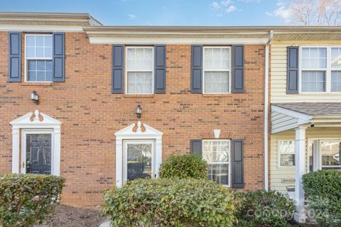 5323 Glenlea Walk Lane