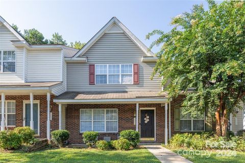 7863 Petrea Lane