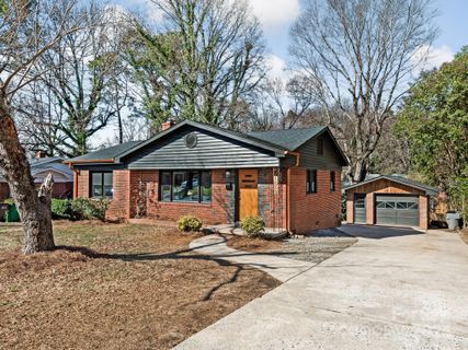 1013 Norland Road