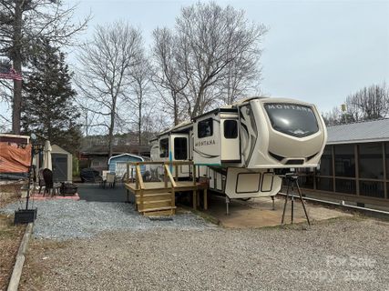 138 Overland Trail