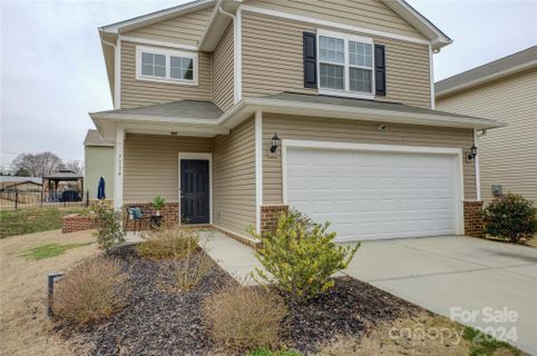 7134 Thornrose Drive sold home in Starmount Cove, Charlotte, NC