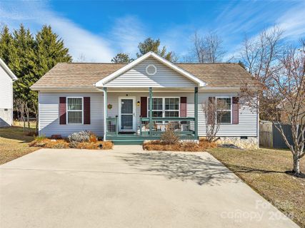 112 Newberry Drive sold home in Addison Creek, Fletcher, NC