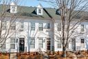 366 Park Square Place sold home in Matthews, SC