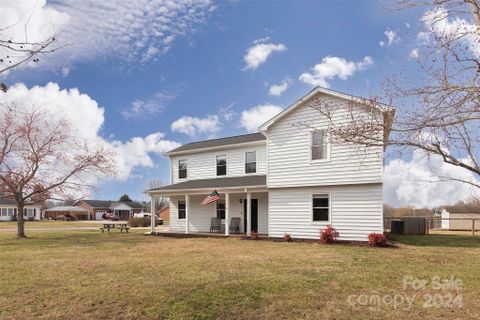 2049 Whitegate Lane sold home in Greenfield, Newton, NC