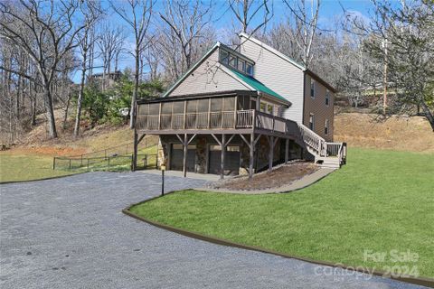 85 Blink Bonny Drive sold home in Sulphur Springs Park, Waynesville, NC