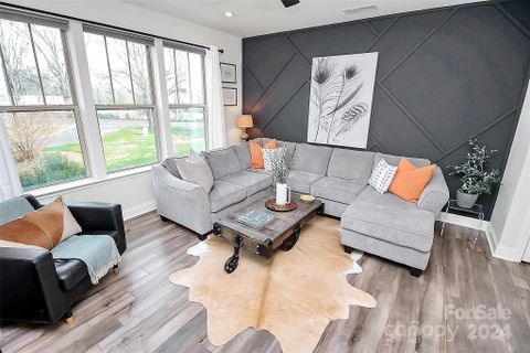 326 Simeon Drive sold home in The Towns at Greenway, Charlotte, NC