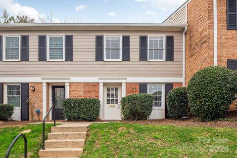4611 Hedgemore Drive J sold home in Park Place, Charlotte, NC