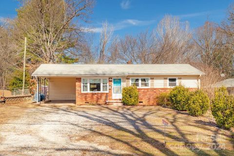 726 Fairview Road