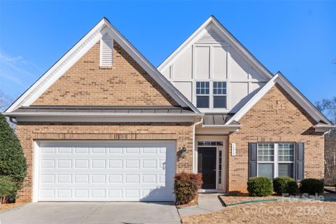 1278 Hamburg Court