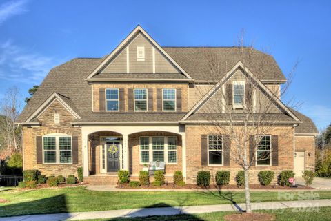10919 Skymont Drive
