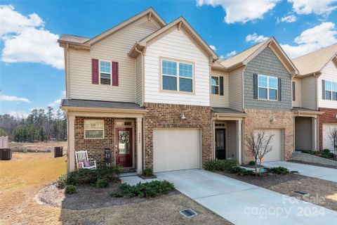 5222 Spanish Ivy Lane sold home in The Greens, Indian Land, SC
