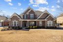 2702 Creek Manor Drive sold home in Waxhaw, SC