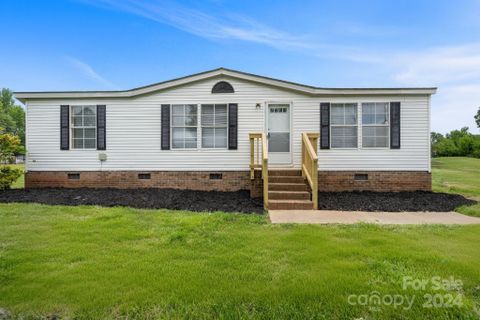 109 Regatta Lane