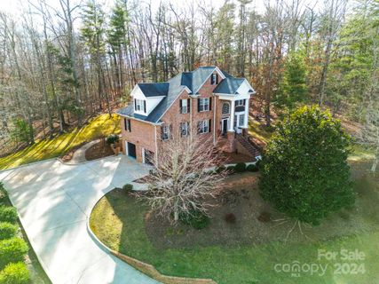 1111 Georgetown Lane sold home in Georgetown Estates, Lenoir, NC