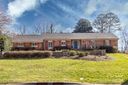 3215 Landerwood Drive sold home in Charlotte, SC