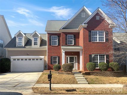 13413 Meadowmere Road sold home in Mccoy Crossing, Huntersville, NC