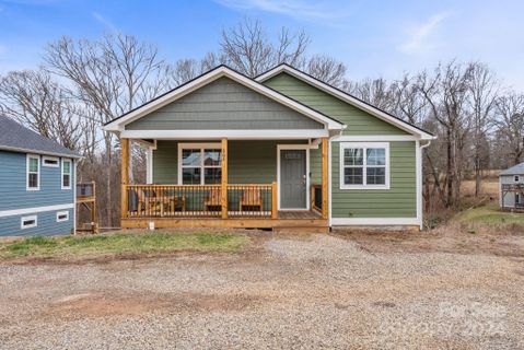 868 Sand Hill Road