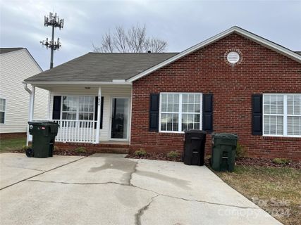 1024 Cherry Meadow Lane sold home in Cherry Meadows, Rock Hill, SC