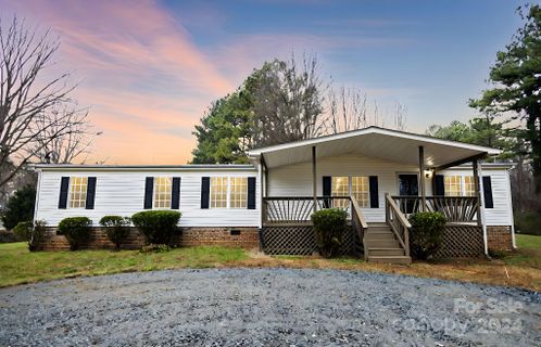 122 Woodberry Drive sold home in Mcintyre, Cherryville, NC