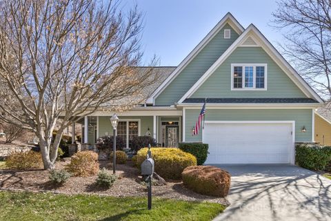 33 Whistlewood Lane