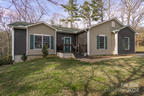 243 Scenic Ridge Drive sold home in Mountain Meadows, Hendersonville, NC