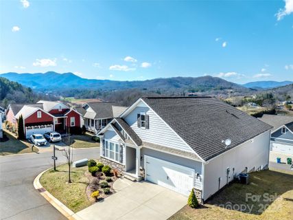 2 Regent Heights Road
