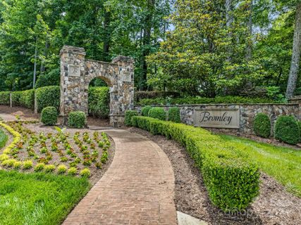 1205 Bromley Drive sold home in Bromley, Weddington, NC
