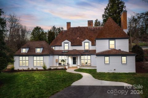 Previously sold for $978,500
