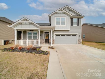 1015 Fairbrae Lane
