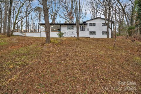 400 Crestview Drive