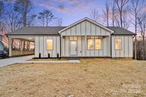 2311 Cliffside Drive sold home in Old Farm, Statesville, NC