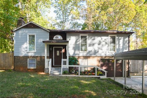 3128 Winding Trail sold home in Saddlebrook, Matthews, NC