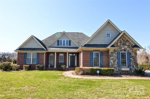 2705 Smith Field Drive sold home in Smith Field, Monroe, NC