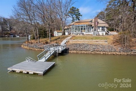 Previously sold for $1,275,000