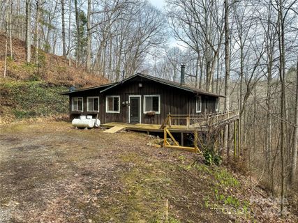 688 Enchanted Forest Drive sold home in Enchanted Forest, Sylva, NC