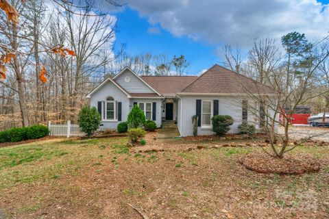 7313 Bailywick Drive sold home in Plantation Forest, Waxhaw, NC
