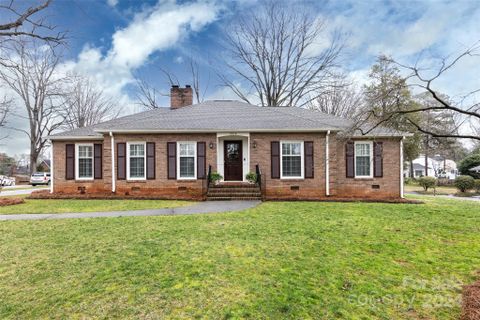 5514 Lansing Drive