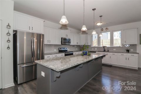 105 Tuppy Court