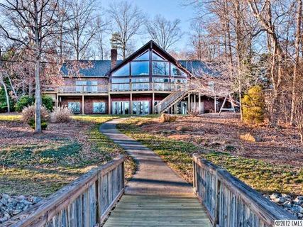 8036 West Bay Road