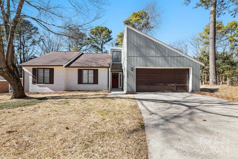 1005 Black Oak Drive