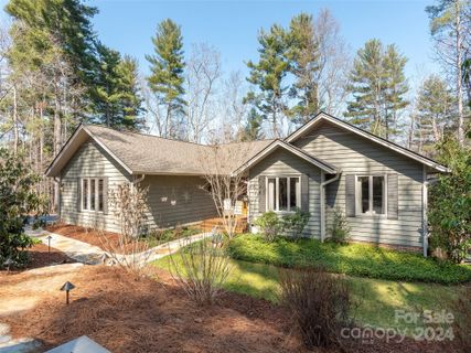 7 Claremont Drive sold home in Claremont, Flat Rock, NC