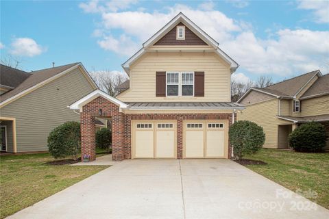 3117 Maywood Drive sold home in Shamrock, Charlotte, NC